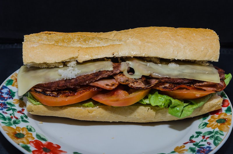 Cafe Bar Hamburguesería 129 photo 5