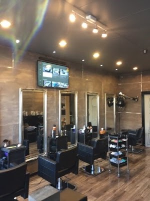 Lâm Haircare & Stylist photo 2