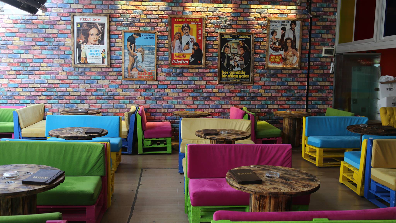 Kilim Cafe mekanı