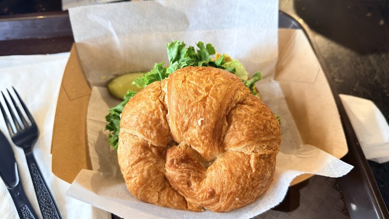 Aromas Coffeehouse Bakery & Cafe photo 2