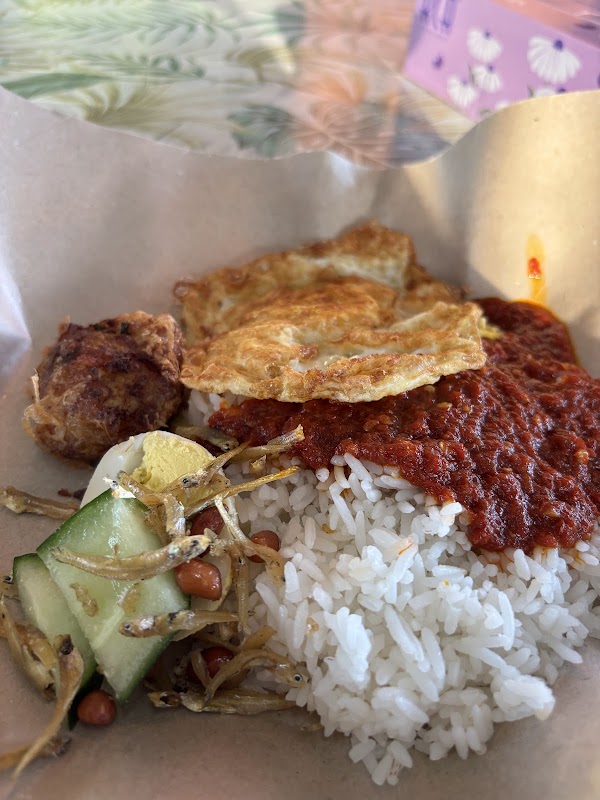 Nasi Lemak Sotong Lereh - Photo 1