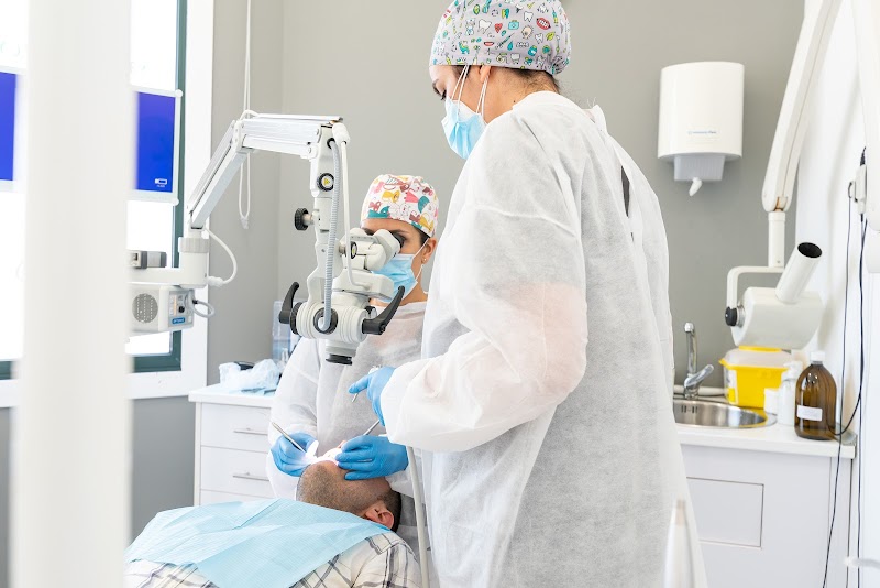 Clínica Dental Garrido Madarnás photo 3