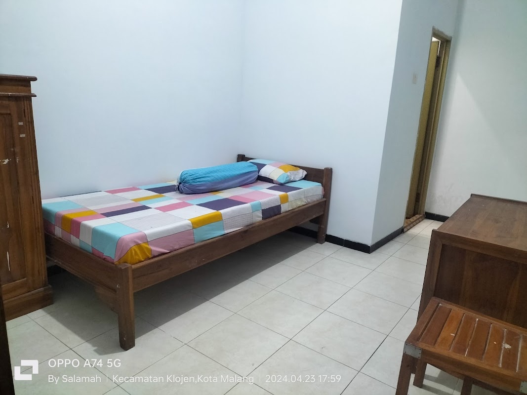 Kost Putri Balesimbah
