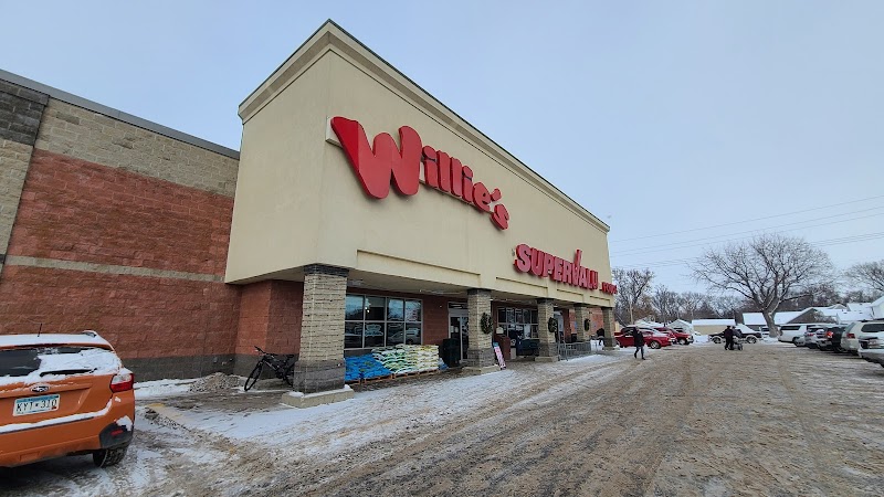 Willie's Supervalu photo 4