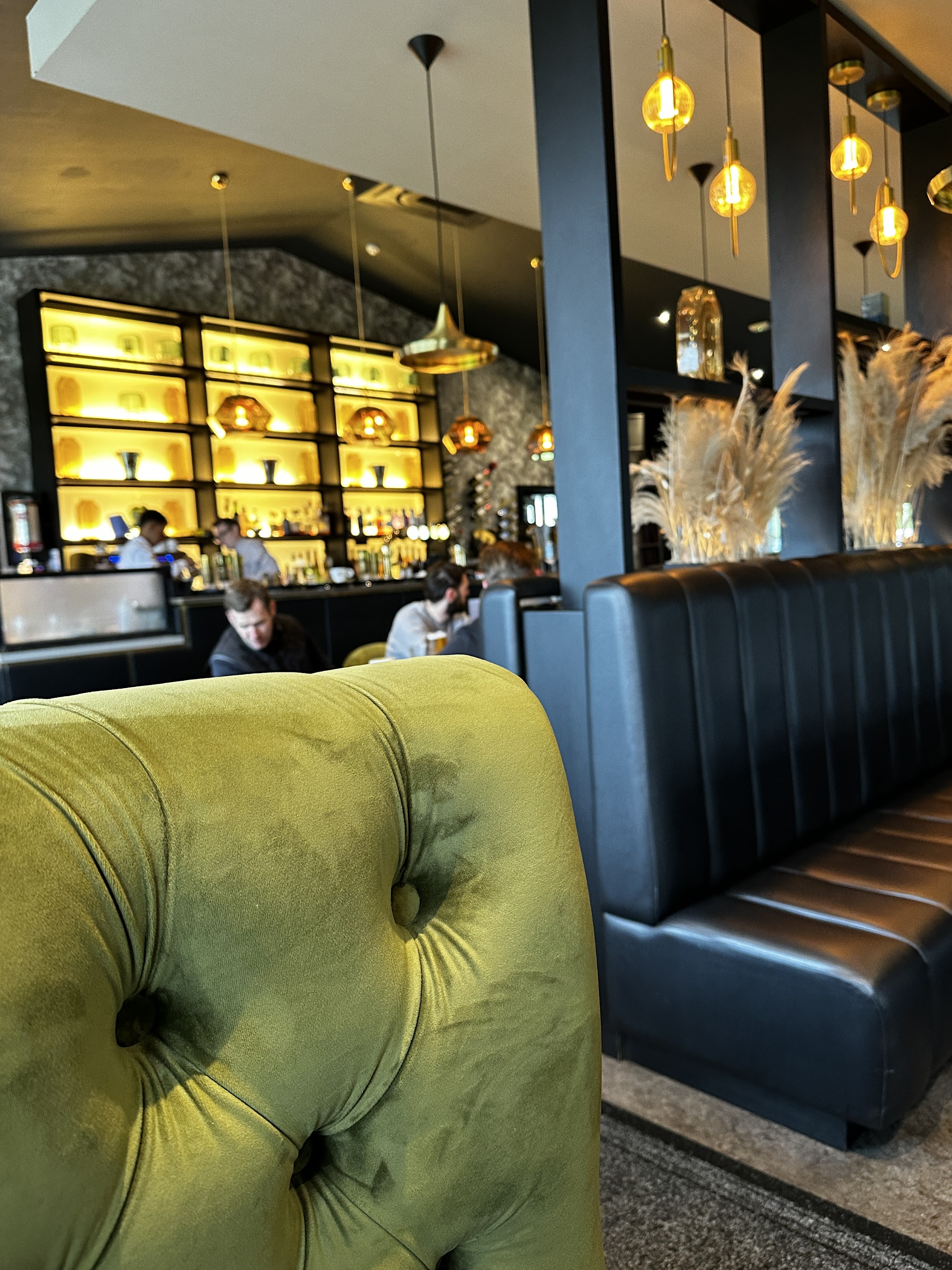 Manjaros Restaurant Ingleby Barwick photo 1