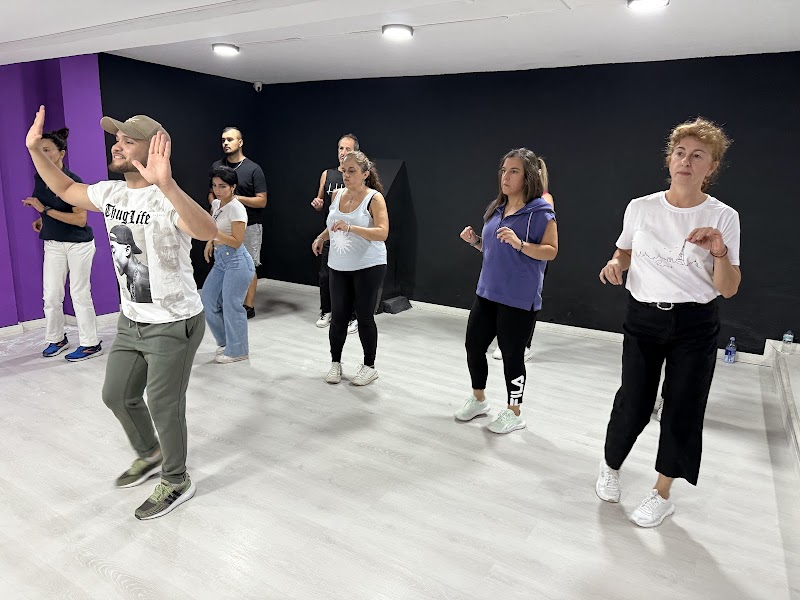 Yo Bailo Academia de Baile