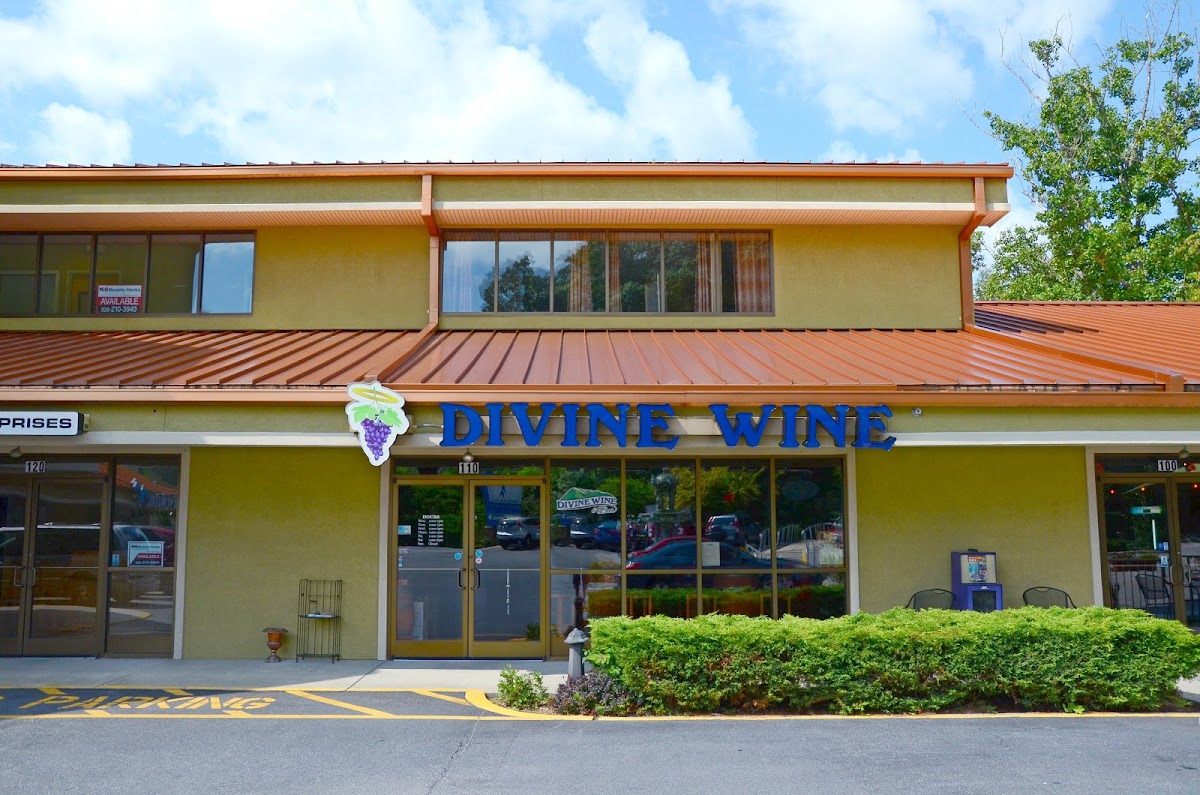 Divine Wine & Beer