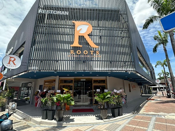 Roots Bangsar - Photo 1