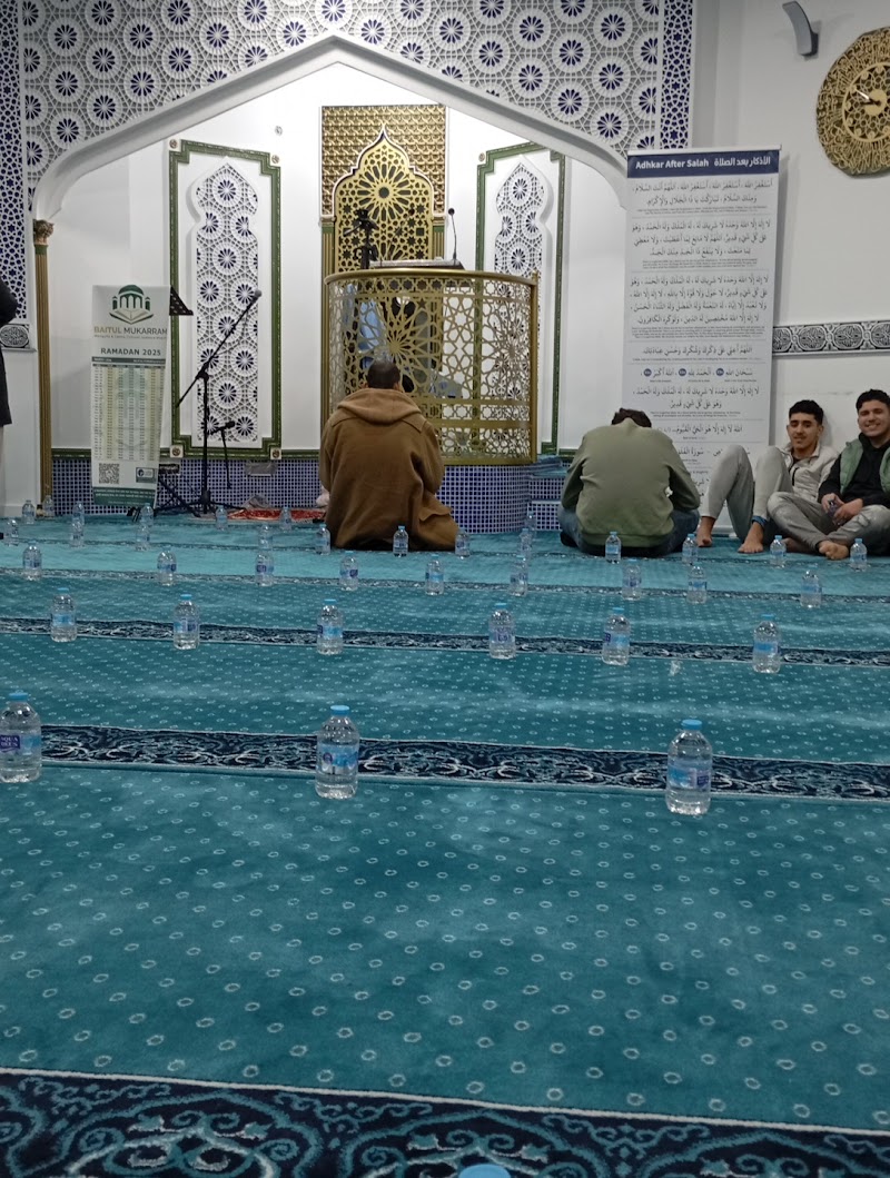 Mezquita Baitul Mukarram Madrid photo 4