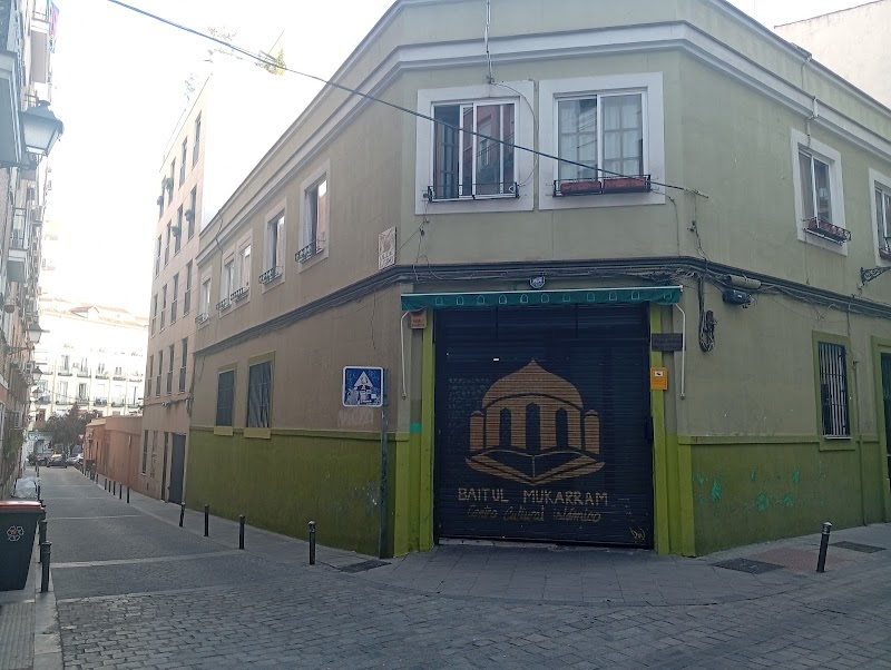 Mezquita Baitul Mukarram Madrid photo 1