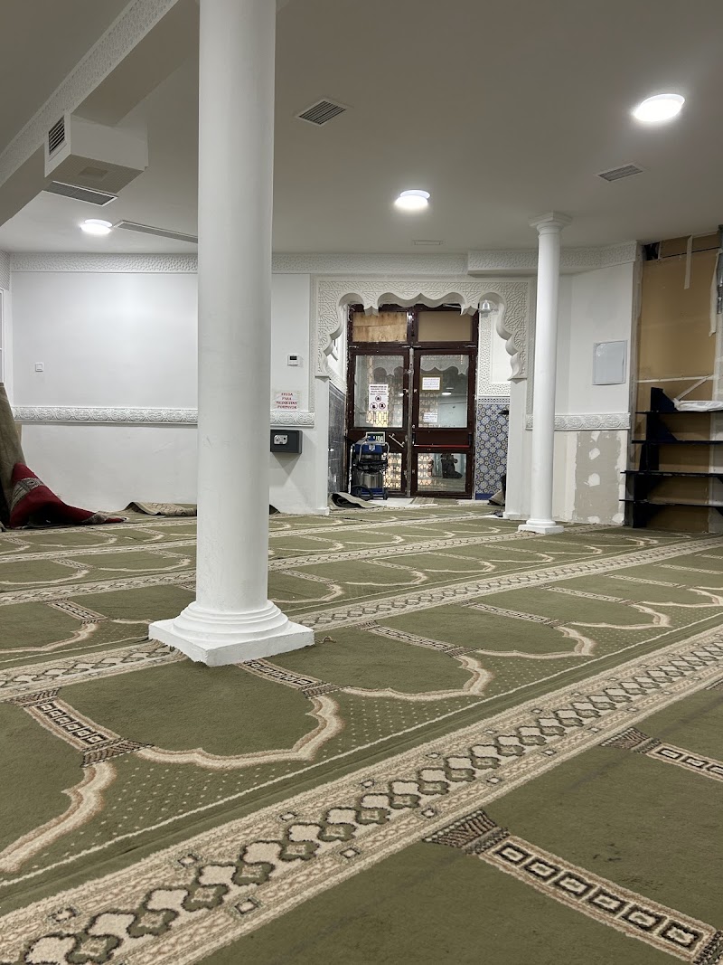 Mezquita Baitul Mukarram Madrid photo 3