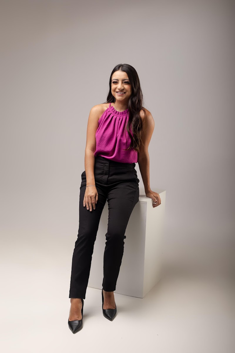 Dra. Dafne Momberg - Dentista em Sorocaba - foto 2