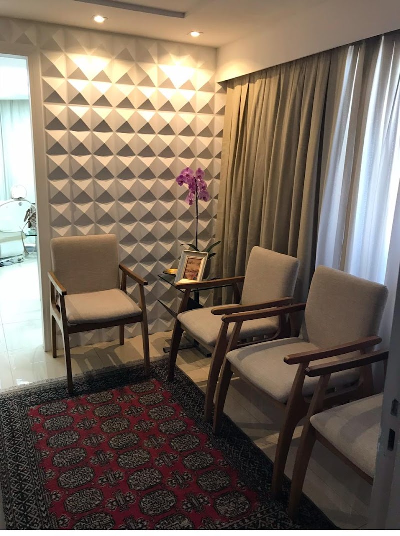 Dra. Maura Ribeiro - Dentista - foto 2