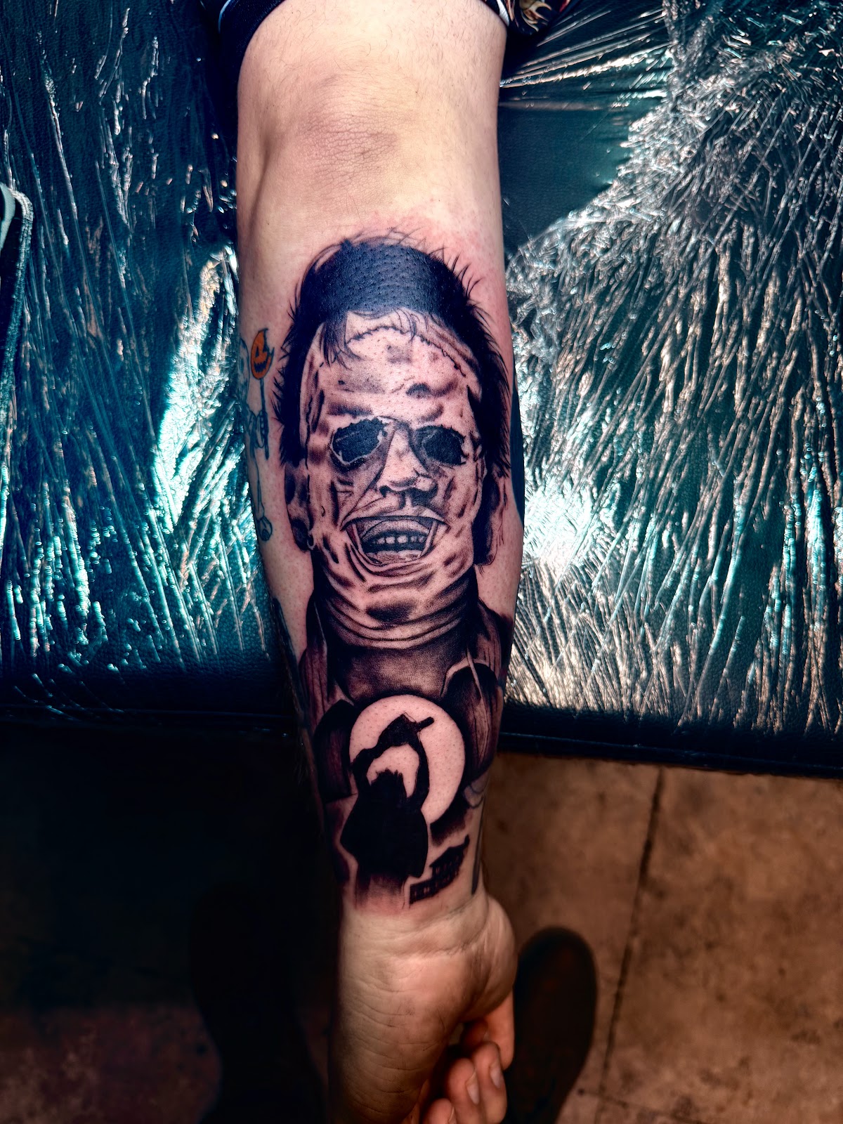 Black lantern Tattoo Society tattoo work — photo 2