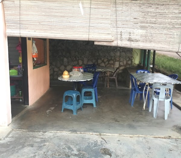 Warung Bawah - Photo 1