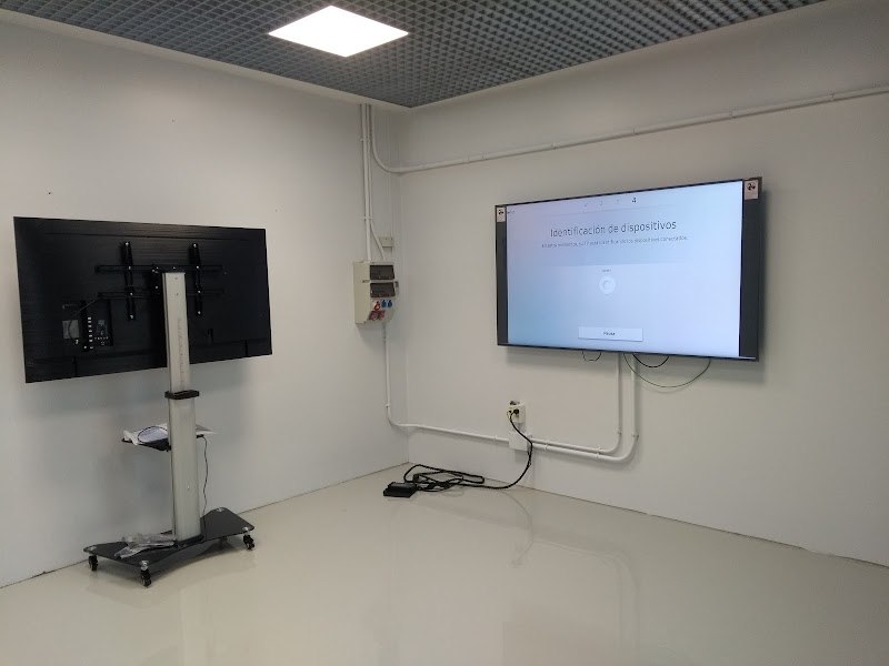 On Instalacions Electricidade - Imaxe - Son photo 3