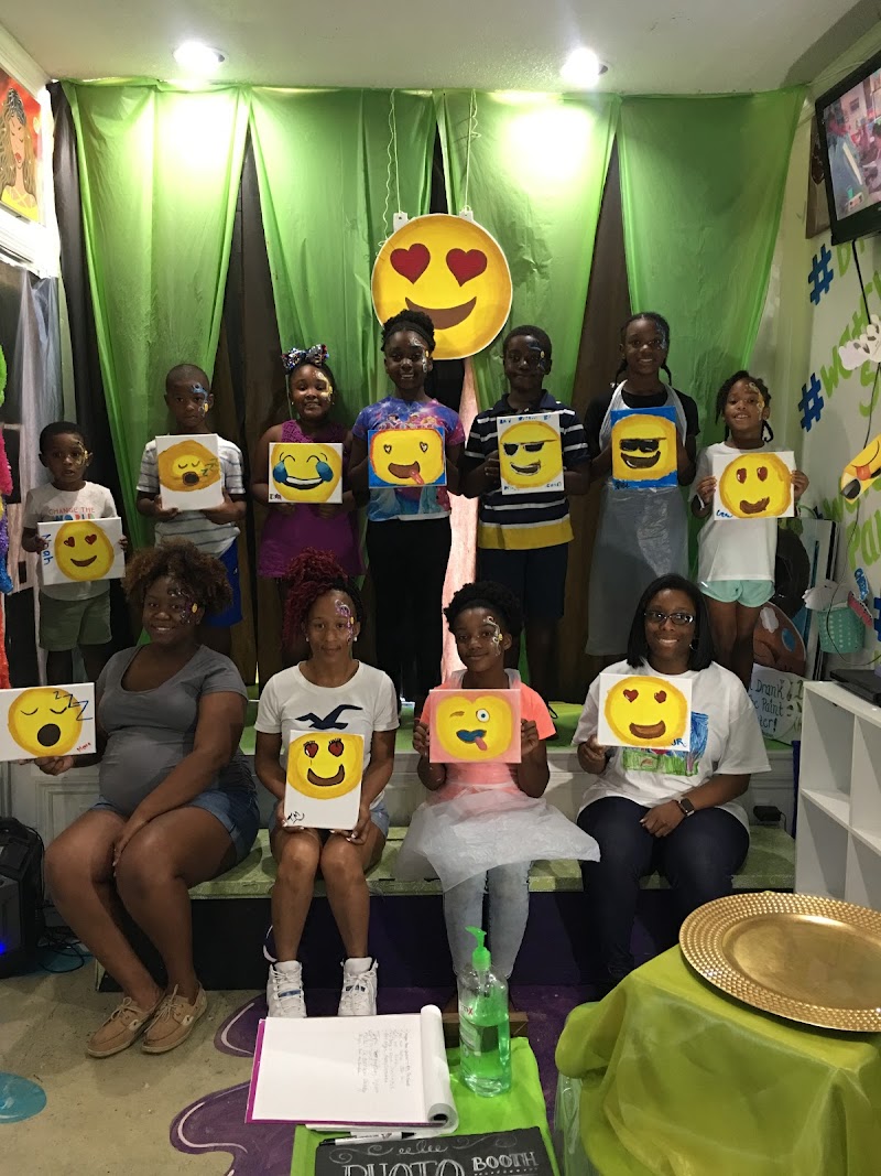 Bites & Brushes photo 2