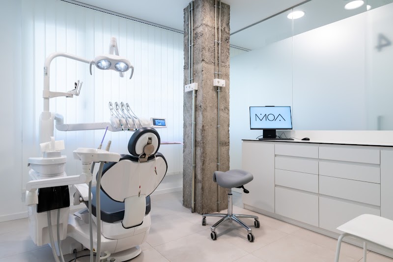 Moa Centro Odontolóxico photo 2