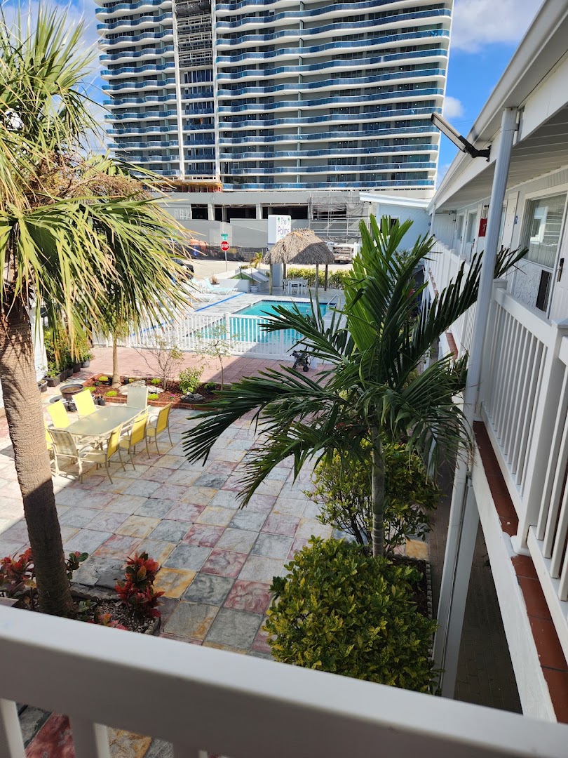 Beachside Palms Motel main exterior
