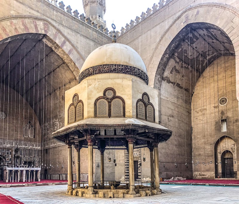 Mosque-Madrasa of Sultan Hassan photo 3