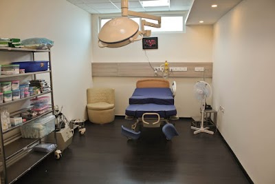 Dr. Pratibha Agarwal (Agarwal Mother & Child Care Clinic) - Image 2