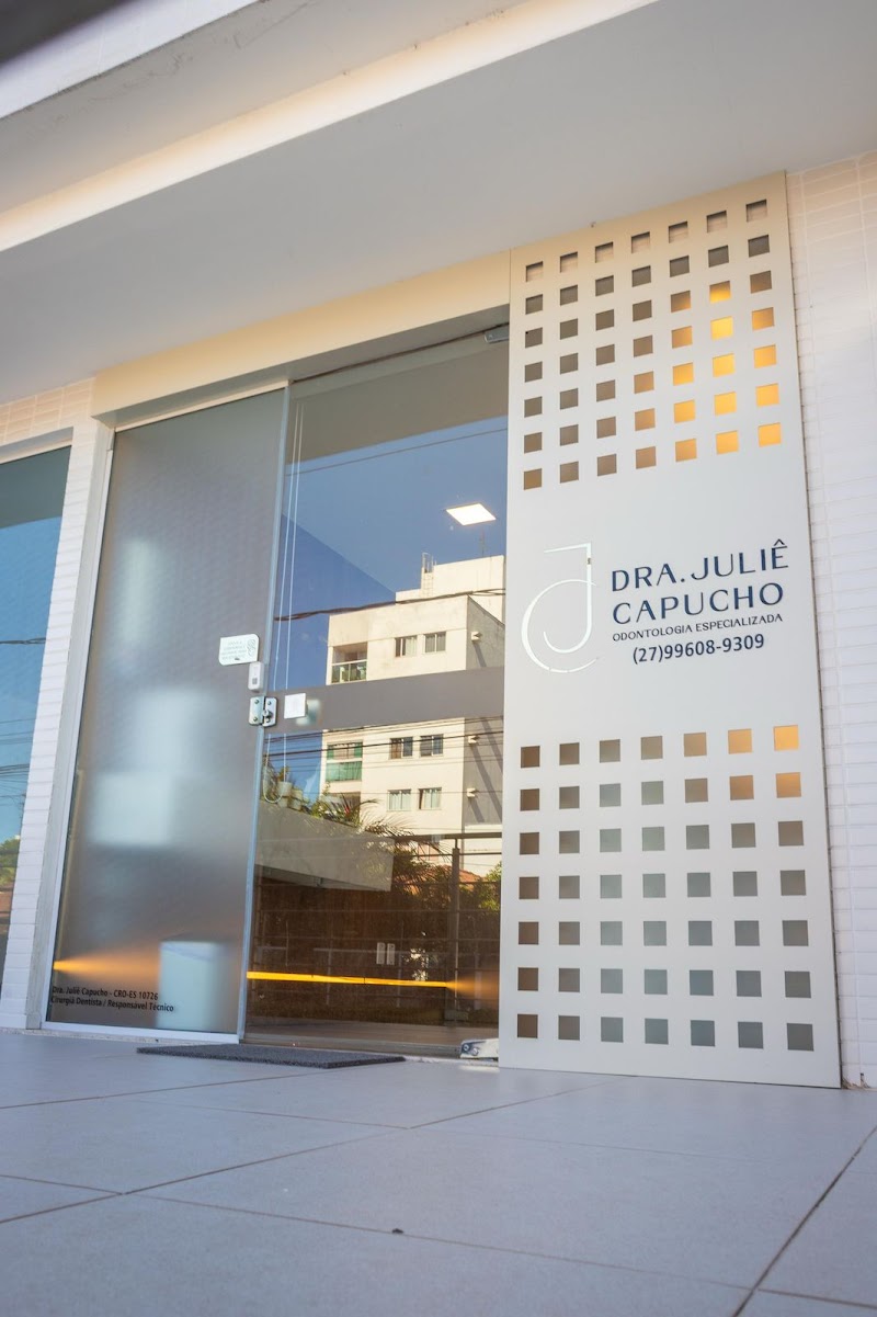 Dra Ana Carolina Adler