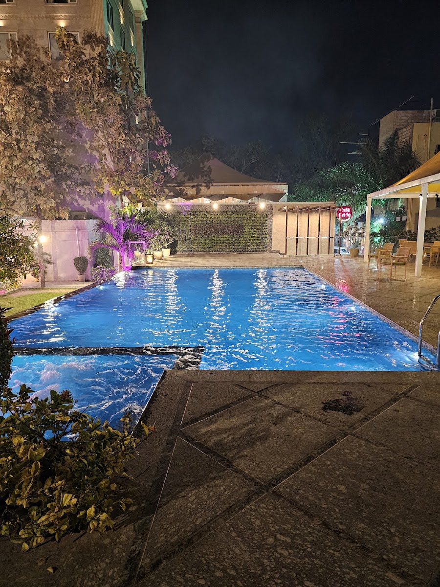 Pride Hotel Bhopal photo 3