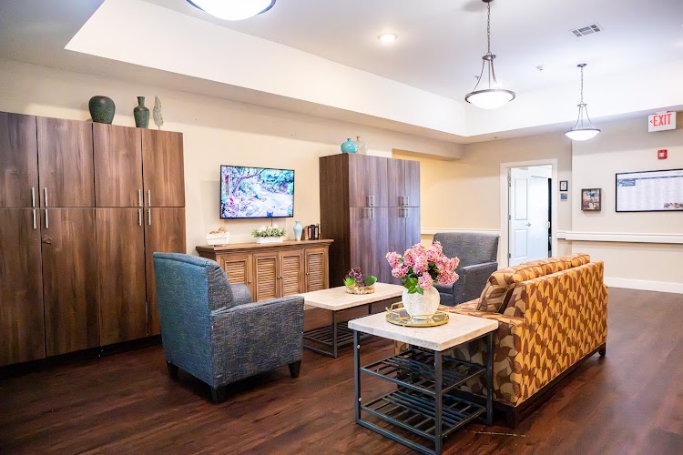 Lynridge of Arlington Assisted Living & Memory Care