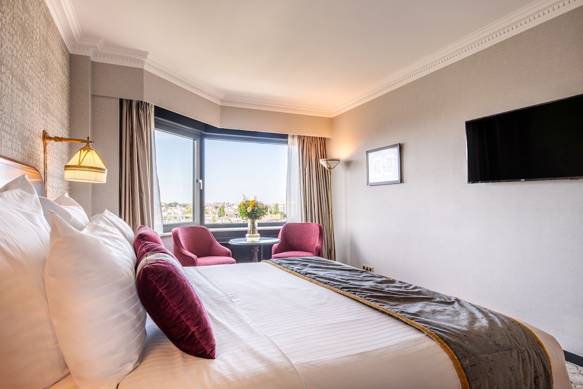 Hotel Barsey by Warwick hero