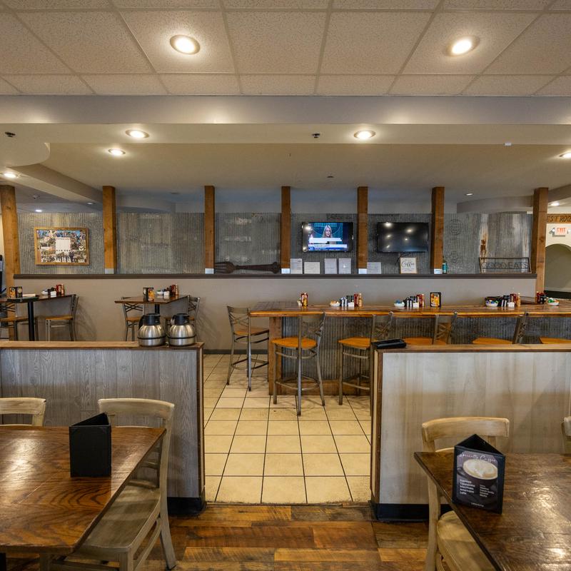 Village Cafe Breakfast, Lunch & Dinner
