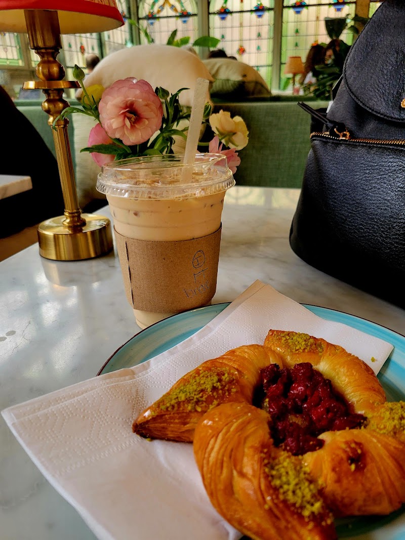 The Greenhouse photo 3