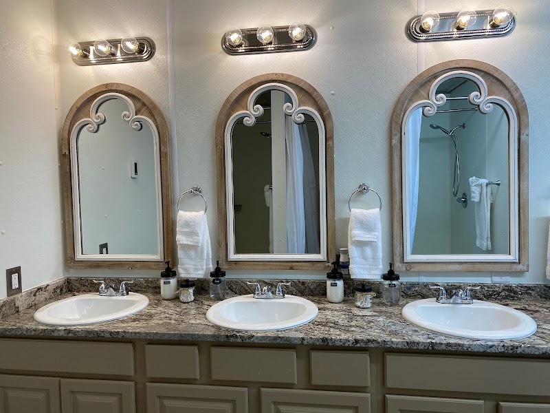 Opulent Acres Ranch - Photo 2