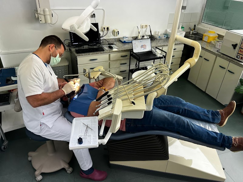 Clínica Dental Poio photo 2