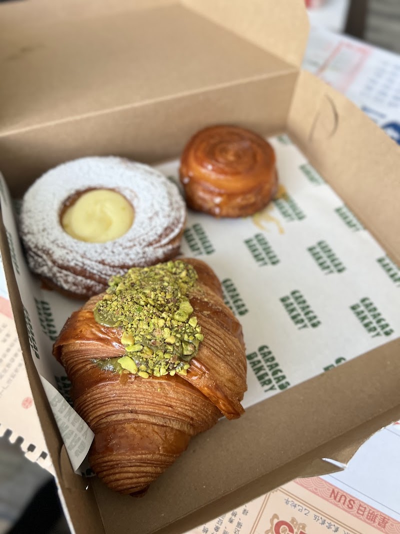 Caracas Bakery Doral photo 4