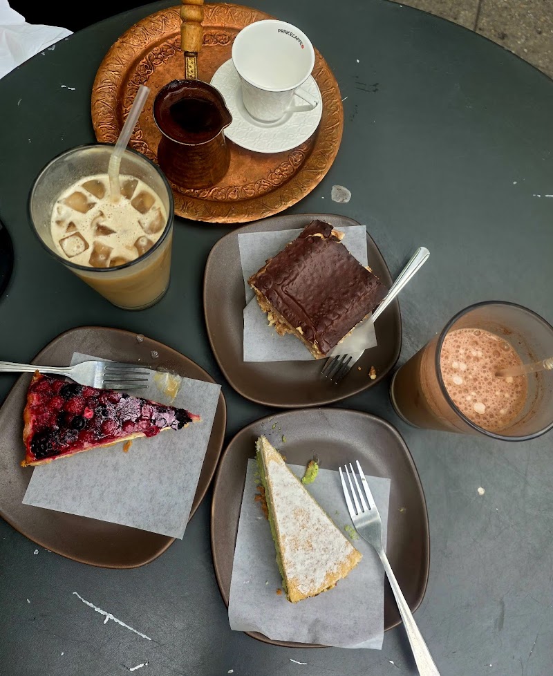 Prince Coffee House New York photo 3
