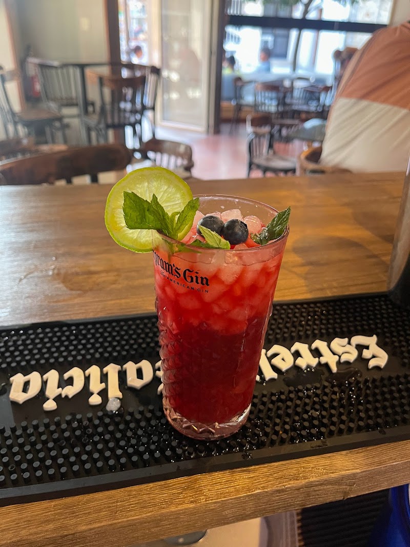 Ayahuasca lounge bar photo 2