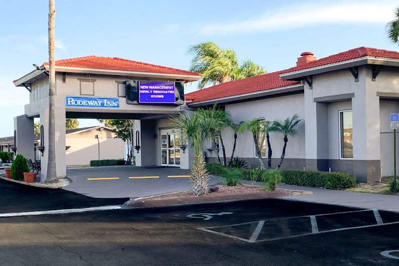 The Inn At Plaza West