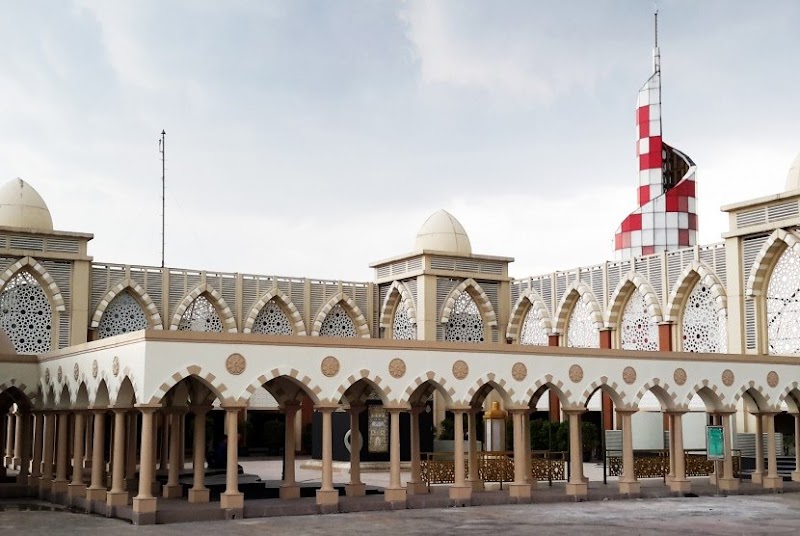 Nurul Iman Mosque, Blok M Square photo 2