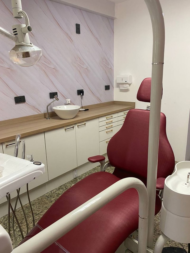 Dra Maria Paula Barcelos - foto 2