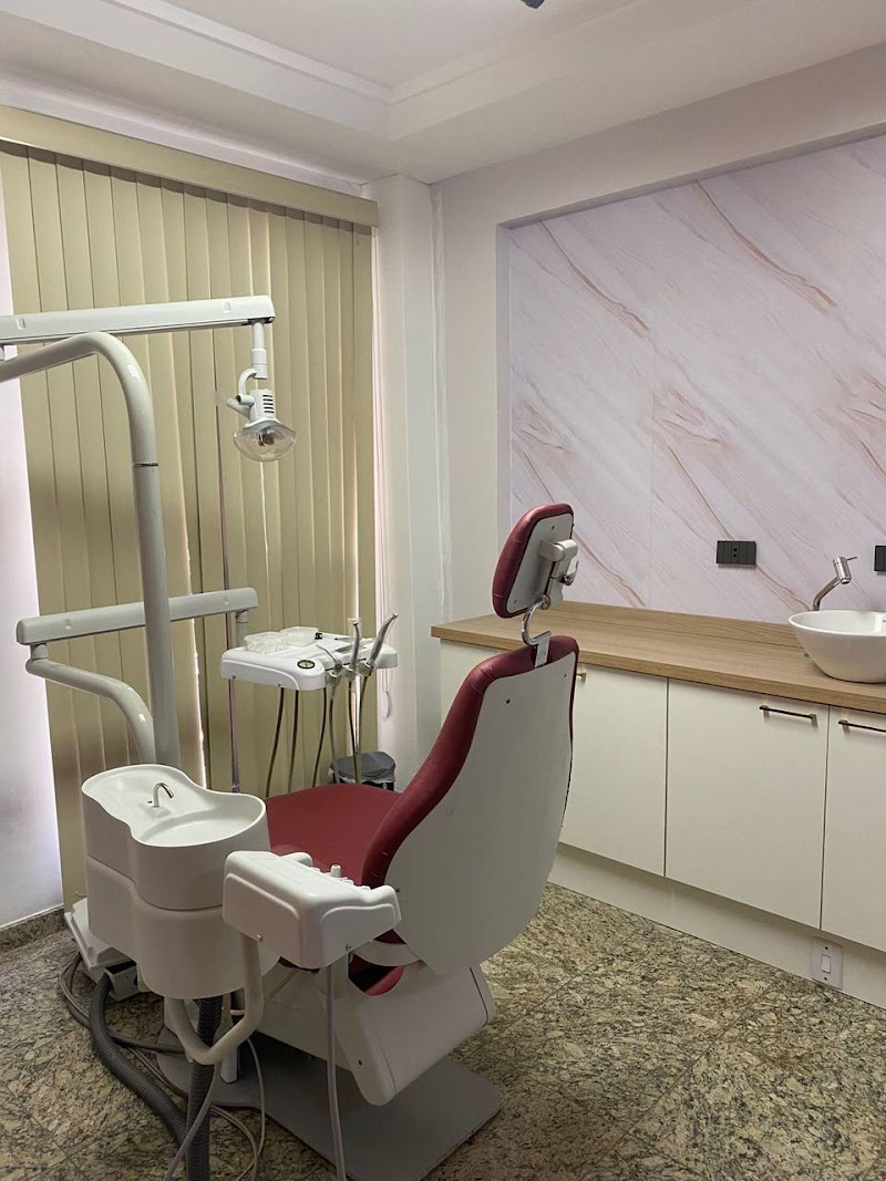 Dra Maria Paula Barcelos