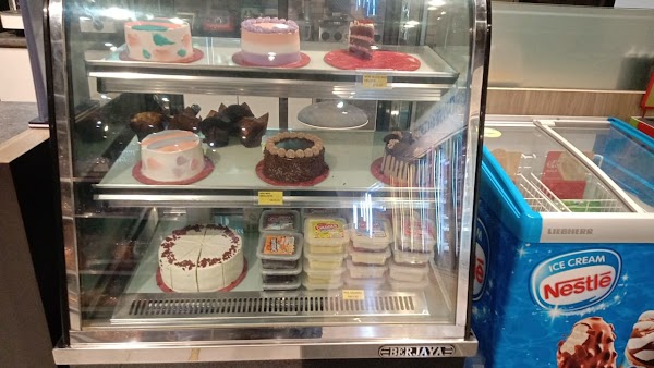 Maysara Bakery - Photo 1