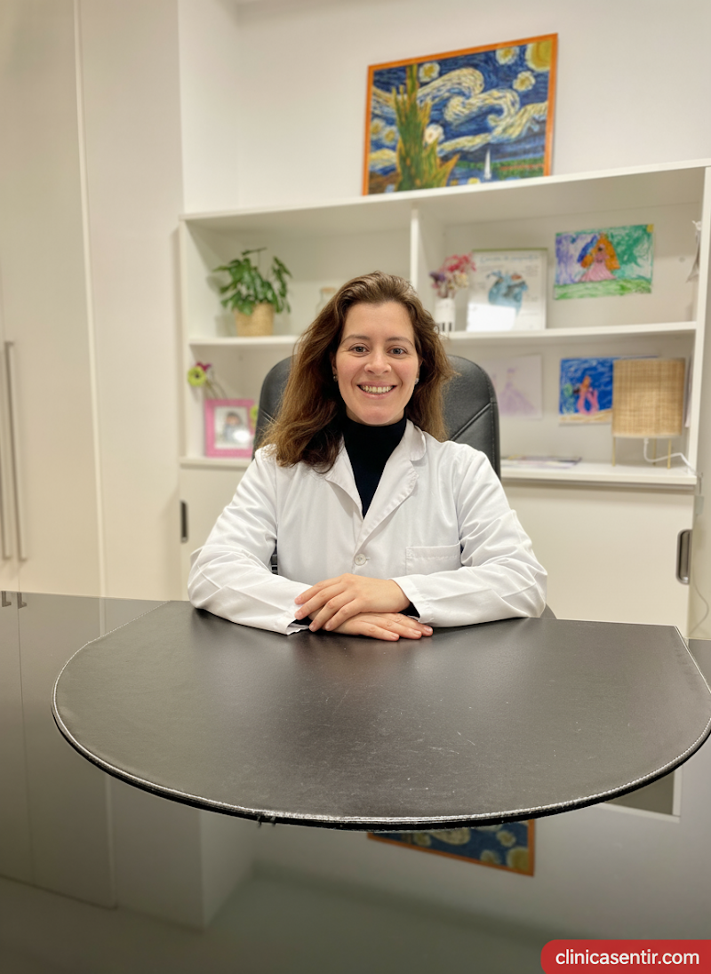 Psicología, Neurología, Ginecología y Fisioterapia pediátrica en Carballo | Clínica Sentir photo 2