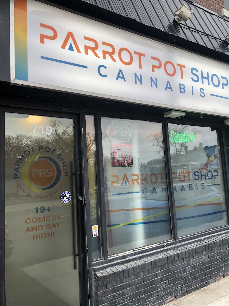 Parrot Pot Shop