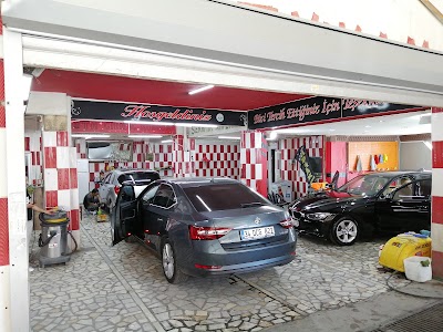 Madmaxgaraje oto yıkama uygulama merkezi - Oto Servisi