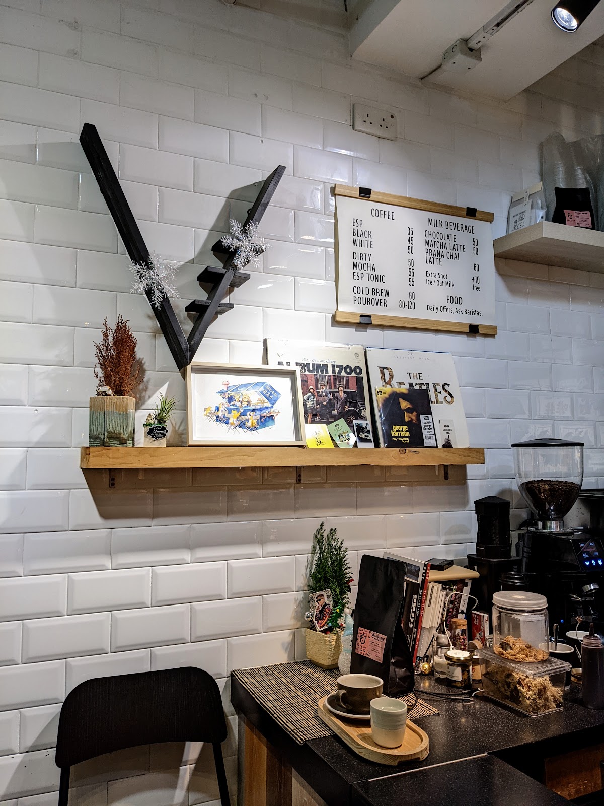 Rolling Coffee Brewery photo 3