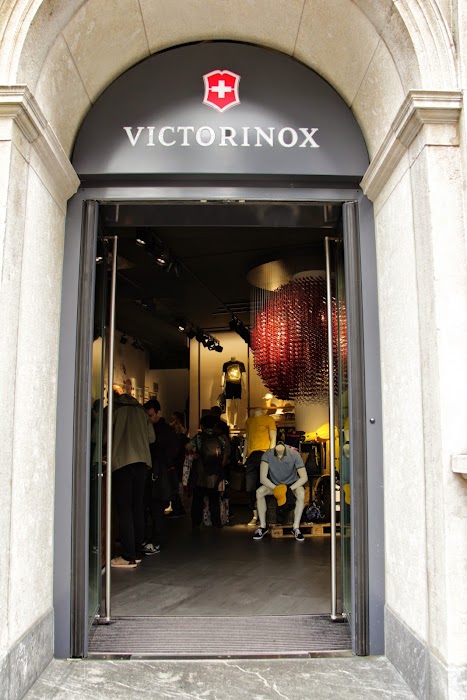 Victorinox Flagship Store Zürich fotoğraf 1