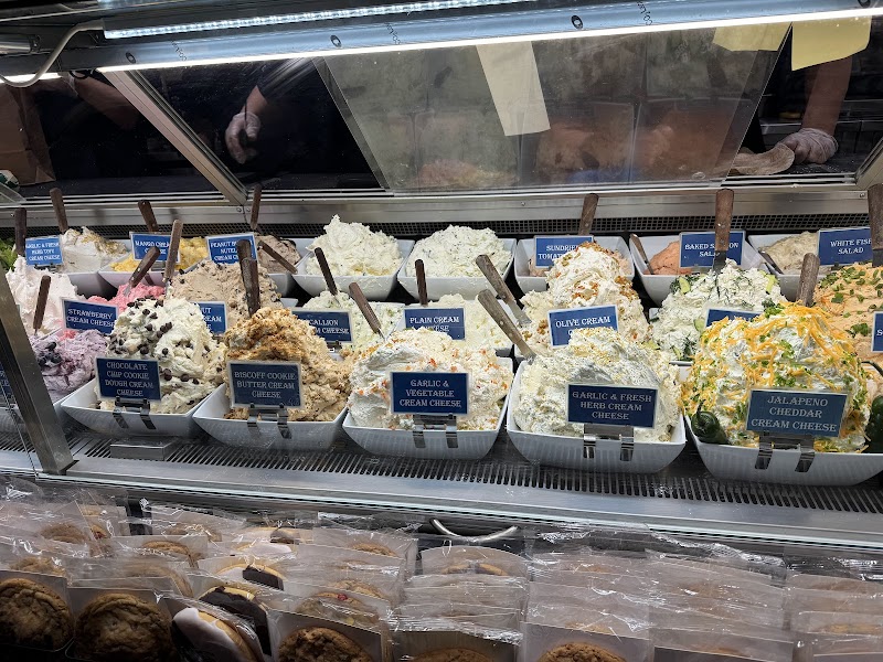 Broad Nosh Bagels Deli & Catering 42nd Street photo 2