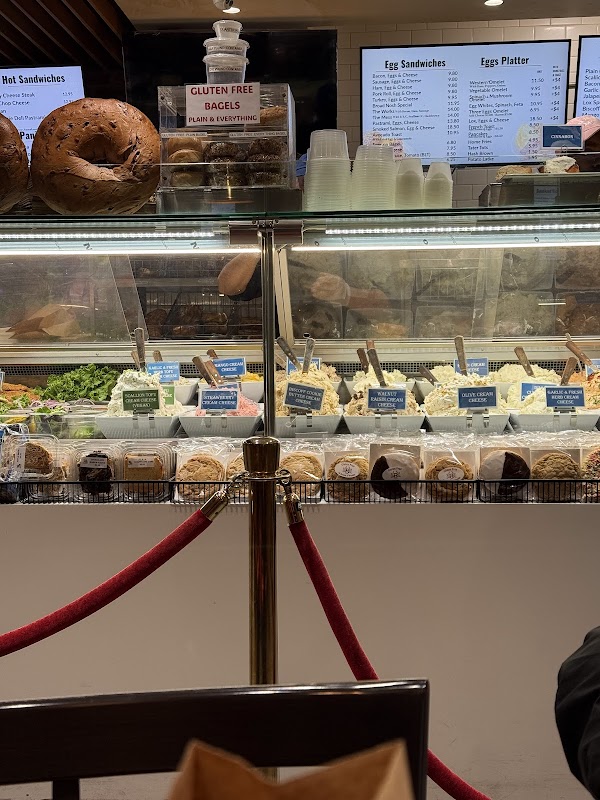 Broad Nosh Bagels Deli & Catering 42nd Street photo 5