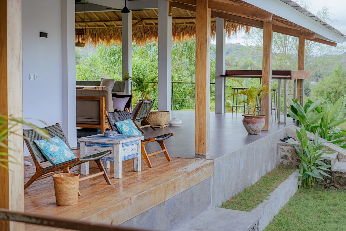 Surf & Yoga Retreats Lombok II All Inclusive Surf Camp & Yoga Retreat