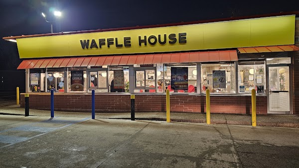 WAFFLE HOUSE #353 exterior